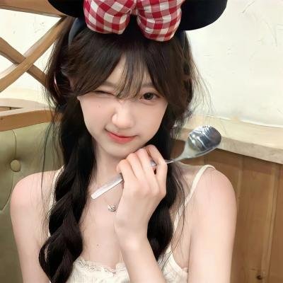 爱在心里口难开